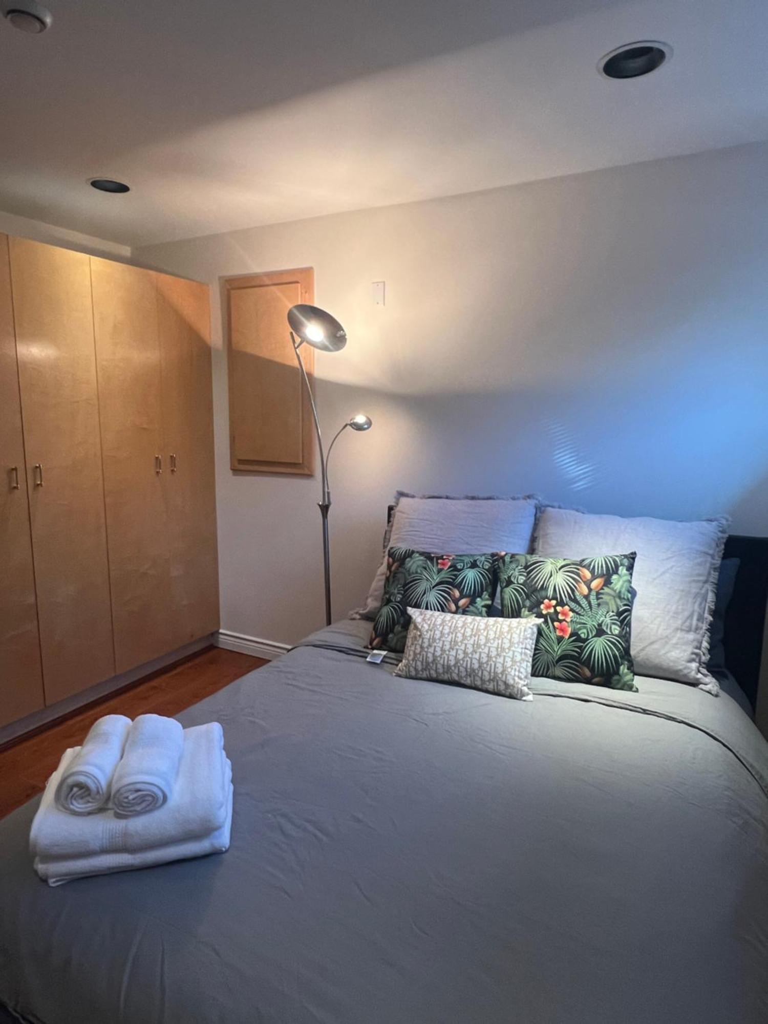 Chic 2Br Suite In Vancouver West~Ubc & Downtown Екстер'єр фото